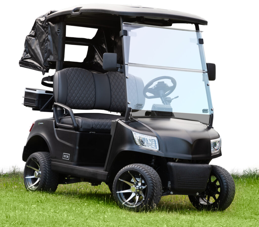 The BIRDIE 3.0 SENATOR LITHIUM golf car from Ico Car has a 150 Ah lithium-ion battery package with a 5-year guarantee and an extensive range of accessories.