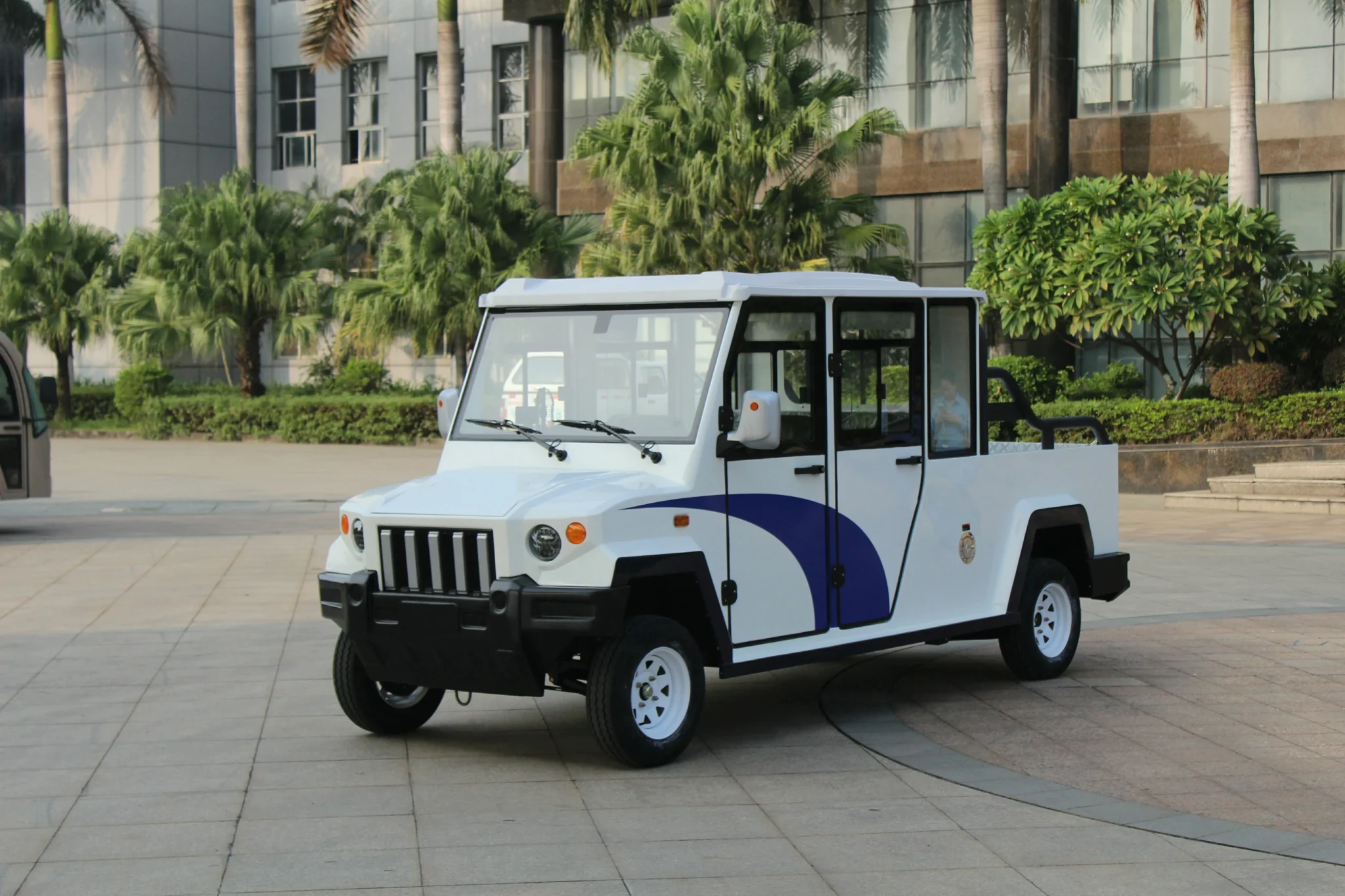 DP-8A without the roof beacon light